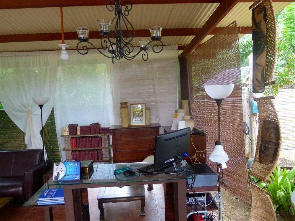 By The Bay, Jacana Bed & Breakfast 公主港 外观 照片
